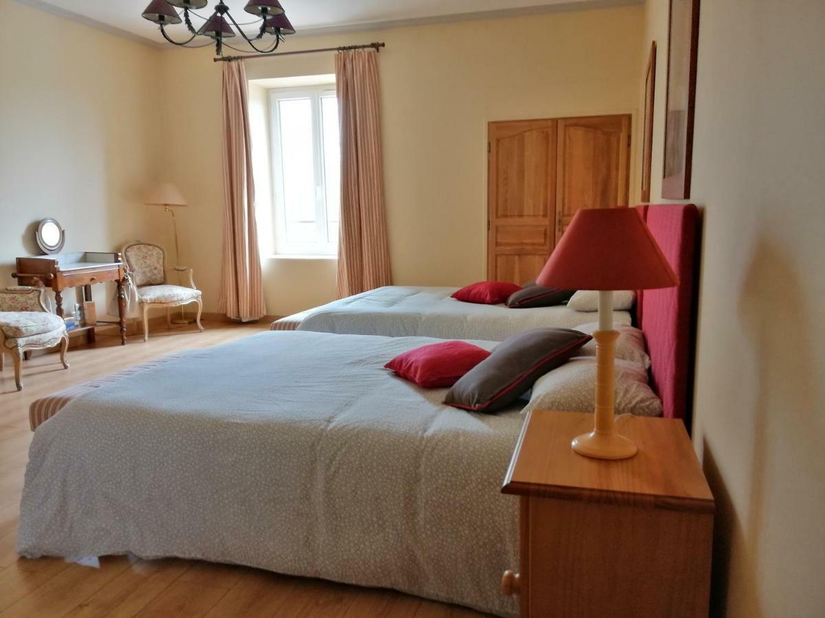 Chambres D'Hotes Le Cedre Bleu Saint-Lattier Luaran gambar