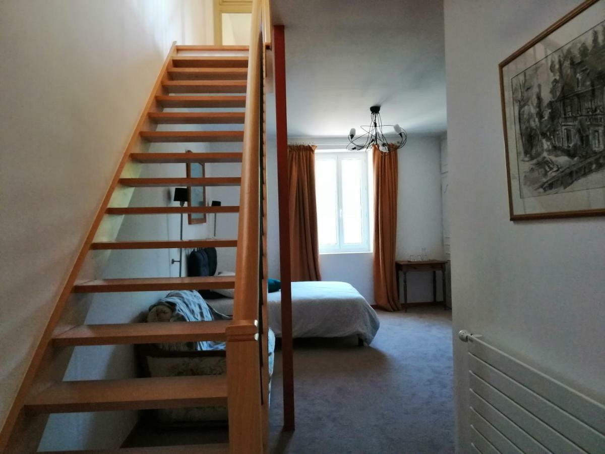Chambres D'Hotes Le Cedre Bleu Saint-Lattier Luaran gambar